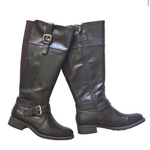 Riding boots